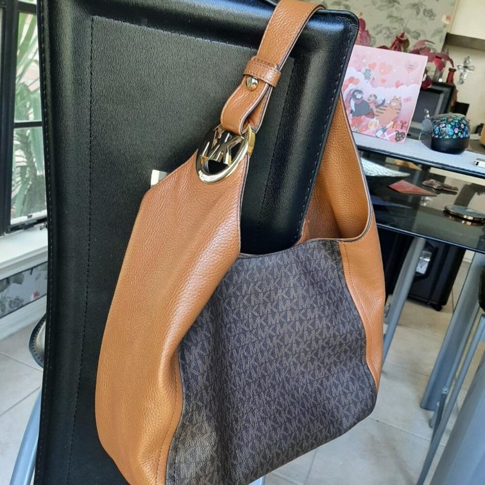 Michael Kors Brown Leather Fulton Signature Shoulder Bag Handbag Purse LIKE NEW